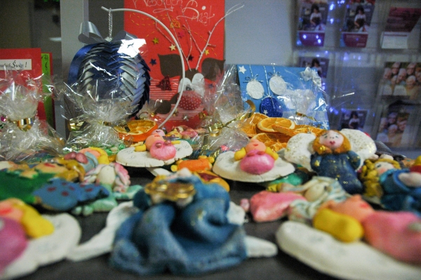 Świąteczne anioły trafiły na Oddział Onkologii Klinicznej