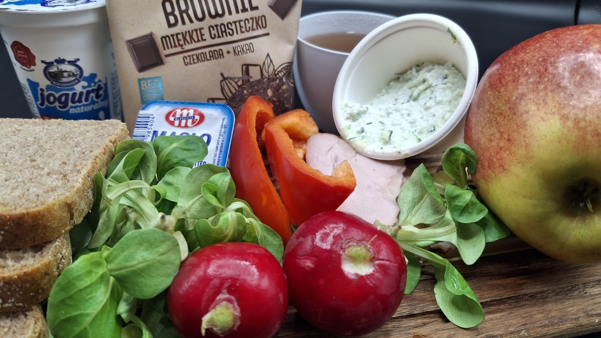 śniadanie z ograniczeniem łatwoprzyswajalnych węglowodanów