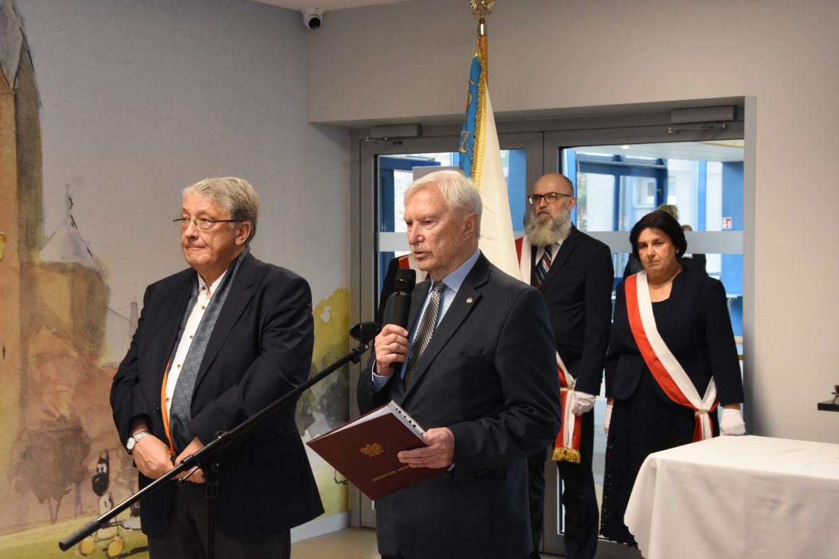 Prof. Grzegorz Opala