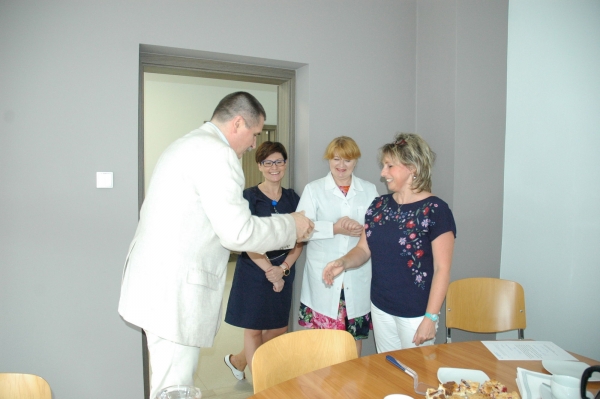 Gratulacje dla pielęgniarek i położnych!